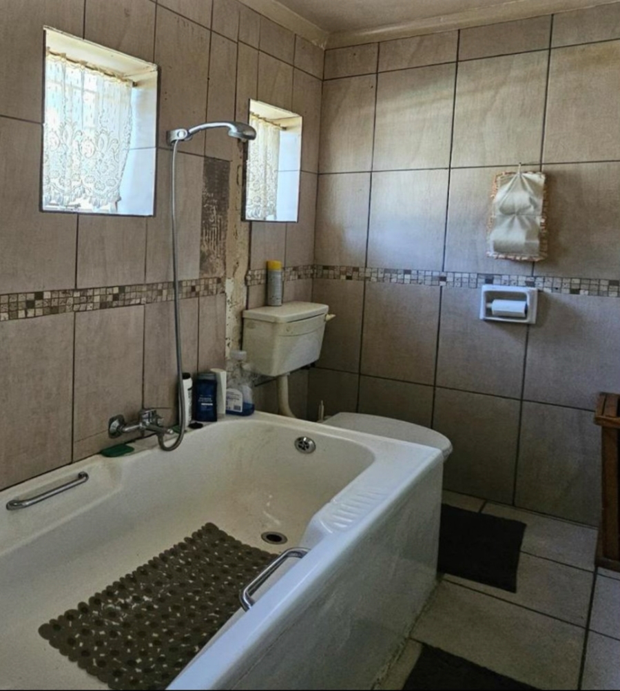 6 Bedroom Property for Sale in Brits North West